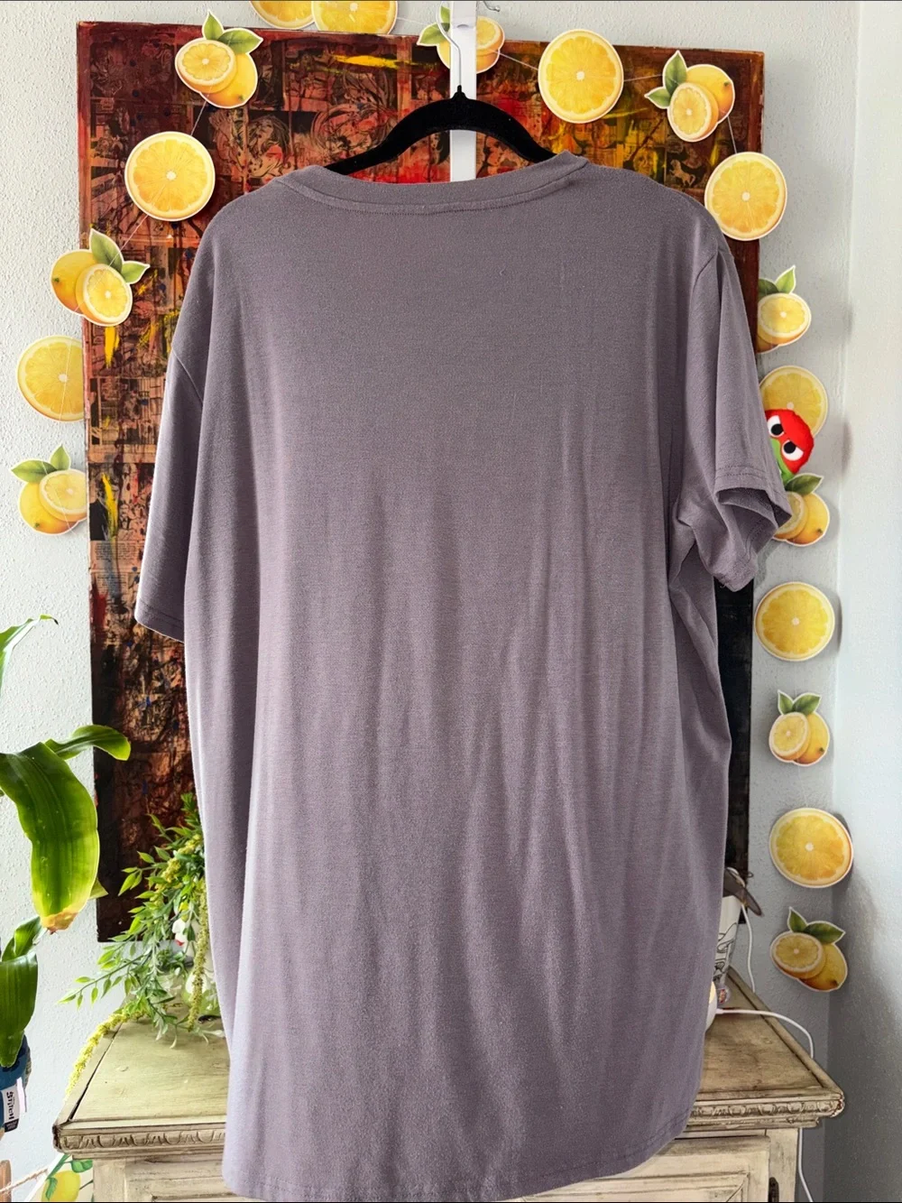 Grey Tee with White Dandelion Print 2X FLAW